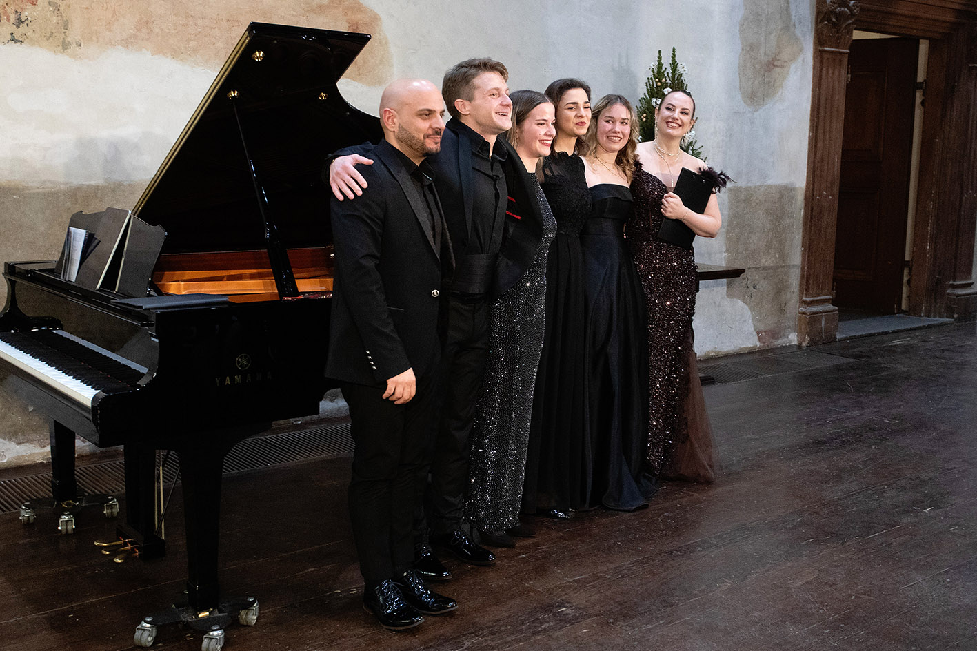 Studentky klasického zpěvu Johana Klímová a Sára Hejlová hosty Vánočního koncertu Nachtigall Artists